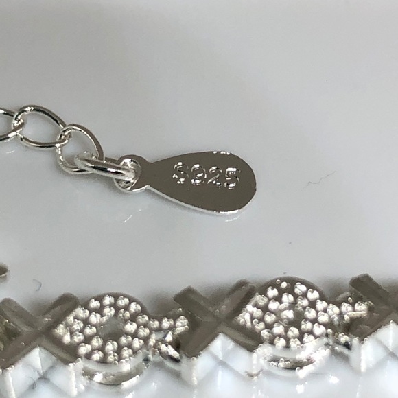 Sterling Silver XO Bracelet - Picture 3 of 8